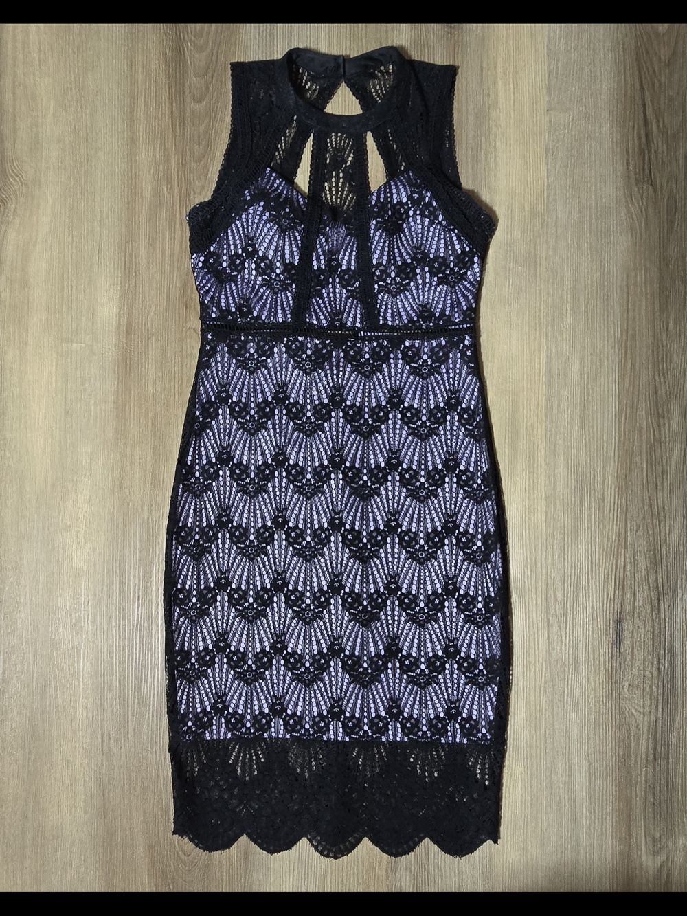 Sleeveless Black Lace Overlay Purple Sheath Dress